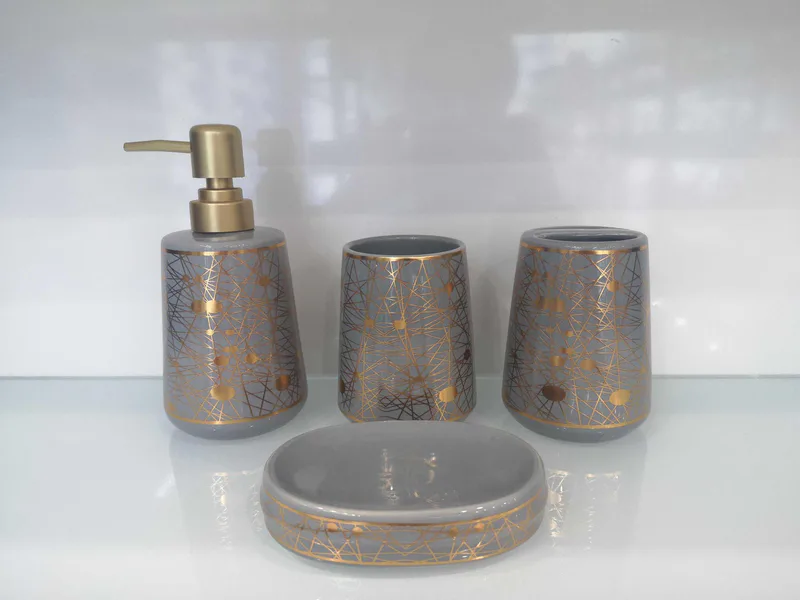MAKER SET ZA KUPATILO 4/1 SIVO/ZLATNO MAK0517