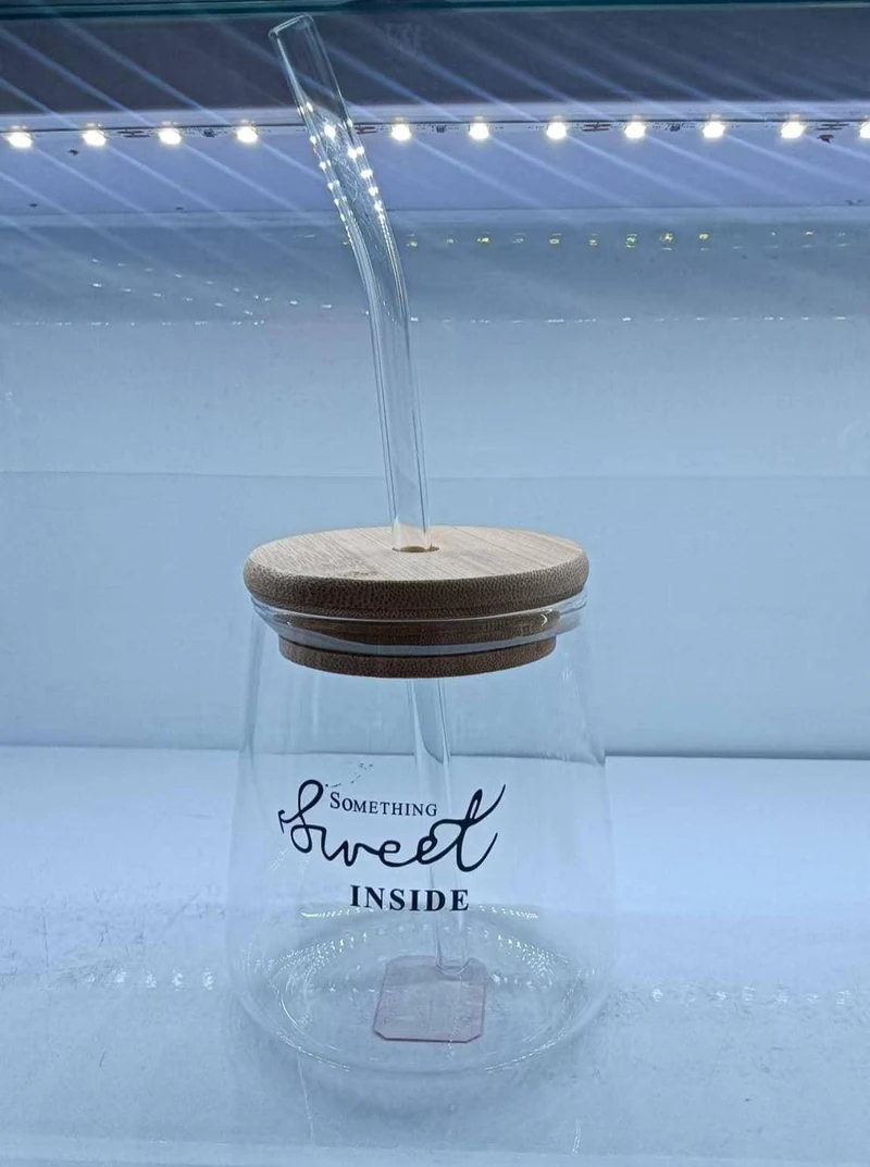 STAKLENA ČAŠA SA SLAMKOM 450ML MAK1605