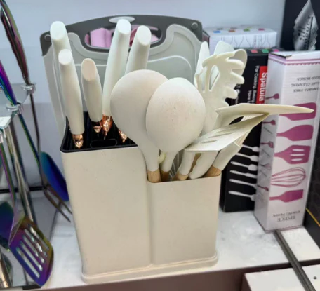 MAKER SET PRIBORA ZA KUHINJU MAK2019